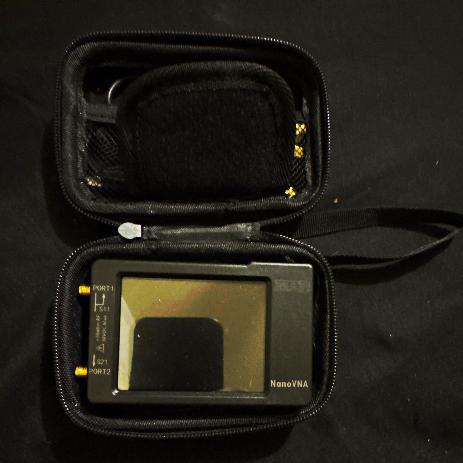 SEESII NanoVNA-H Vector Network Analyzer HW3.7 9kHz-1.5GHz w/ Case