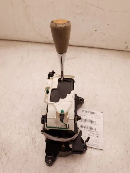 Toyota Avalon Limited 2006 3,5 L tracción delantera con palanca de cambios automática  Foto 2 de 4