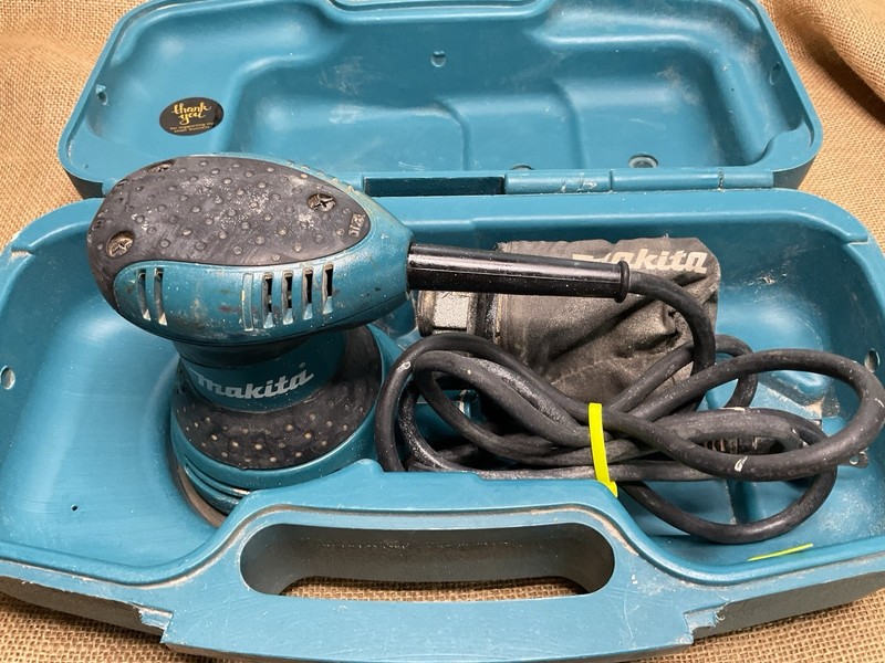 💫Makita BO5030K 5" Random Orbit Sander w Dust Bag & Case WORK GREAT 👍