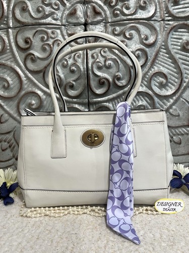 Autentica borsa a tracolla Coach Madeline in pelle bianca avorio 11554 ottime condizioni! - Foto 1 di 11
