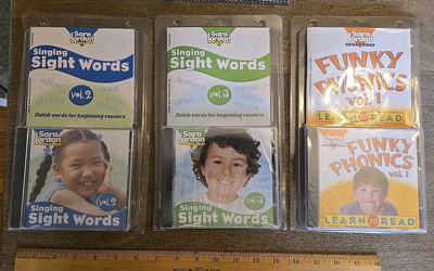 Singing Sight Words Volume 1-2 & Funky Phonics Vol 1 New See All Pics And Descri