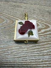 Vintage Silent Butler Ladies Pocket Ashtray Acrylic Red Roses Gold Tone