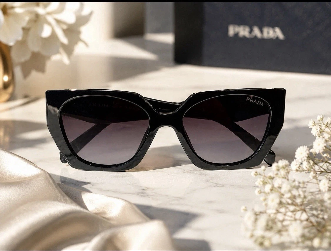 PRADA SPR05N ブラック キャットアイ　サングラス　正規品 PRADA SPR05N ブラック キャットアイ サングラス 正規品 - メルカリ