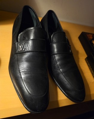 Louis Vuitton Men s Size 44 Black Leather Oxford Dress Shoes With LV Logo 