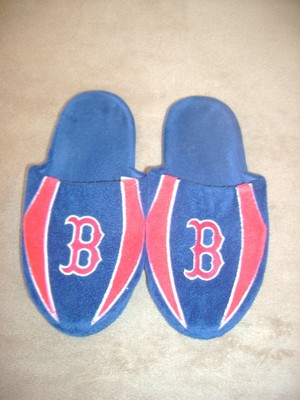 boston red sox mens slippers