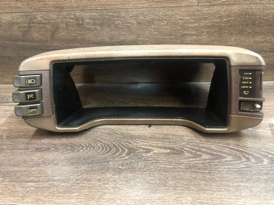 Spectrum, I-Mark : 1985, 1986, Speedometer Bezel With Light & Wiper Switches - Image 2 of 4