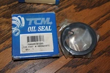 40X52X8TC TCM; Dichtomatik Metric Oil Seal - 40 mm Shaft Dia., 52 mm OD, 8 mm Ov