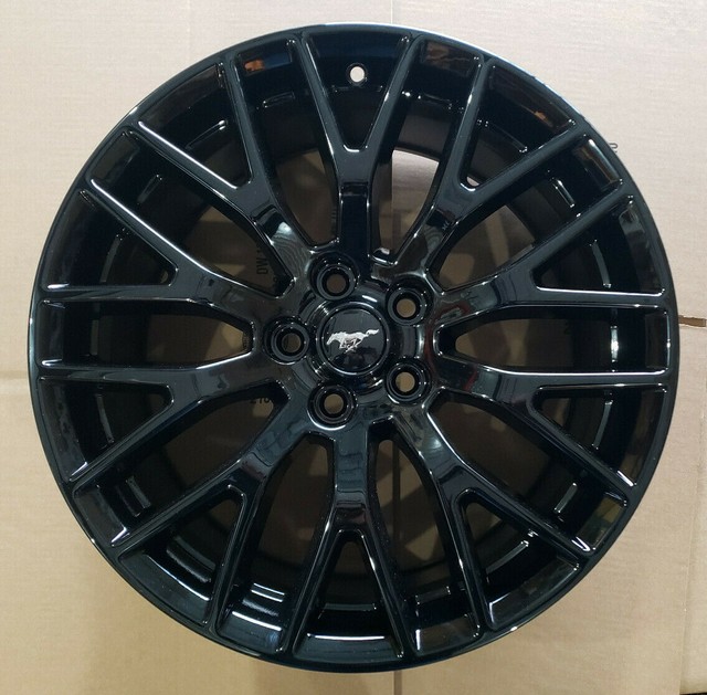 Ford Mustang Black 19 Inch OEM