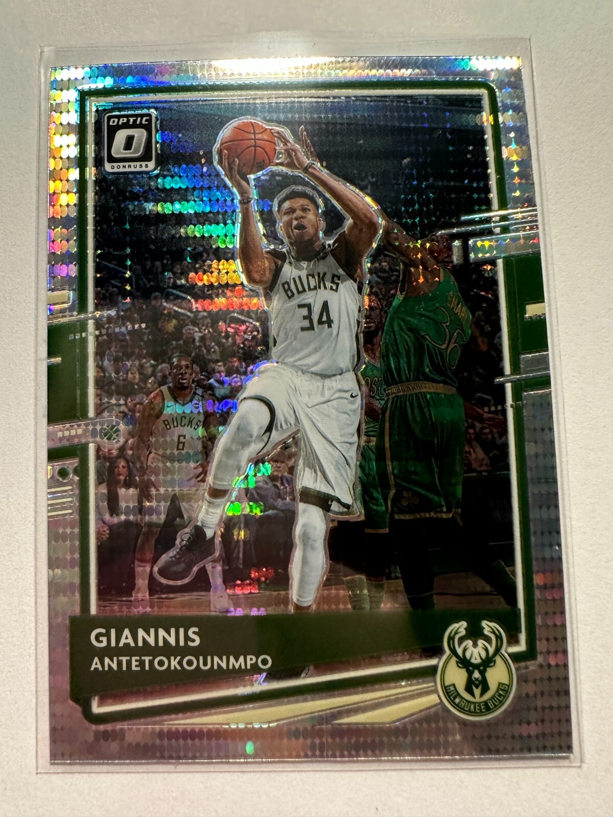 K69,480 - 2020-21 Donruss Optic Fast Break Holo #29 Giannis Antetokounmpo