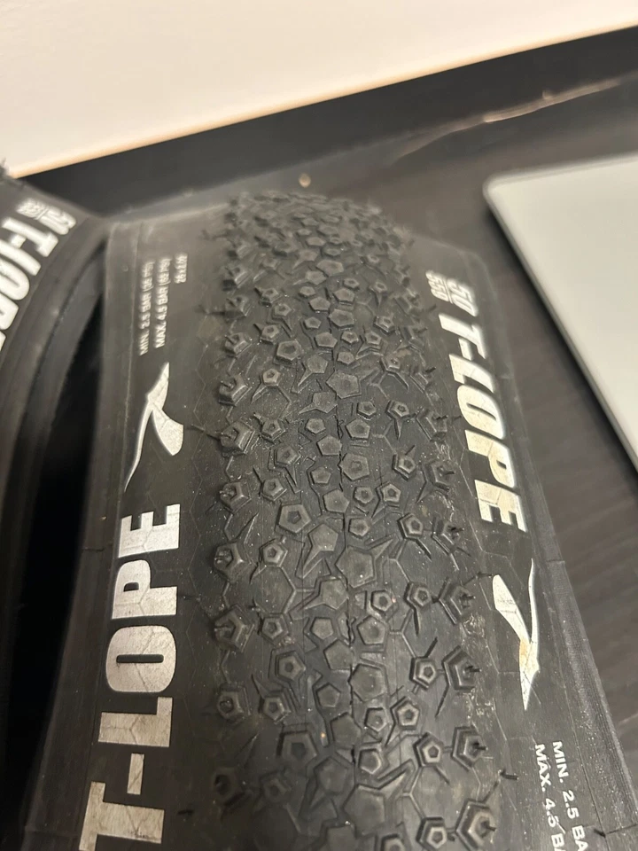 Juego de neumáticos Vredestein T-Lope 26x 2,0" MTB/Gravel F&R Foto 3 de 4