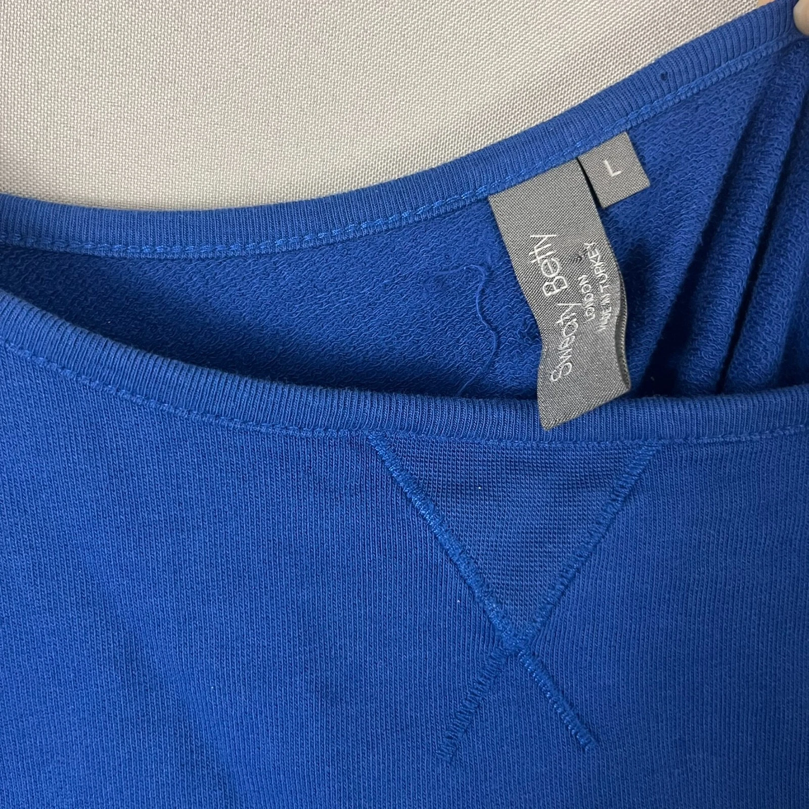 sweaty-betty scoop neck long sleeve pullover workout 