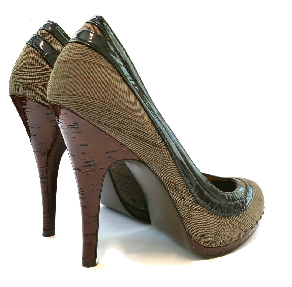 Tacones de aguja con tachuelas de cuero a cuadros Naughty Monkey talla 10 Foto 2 de 4