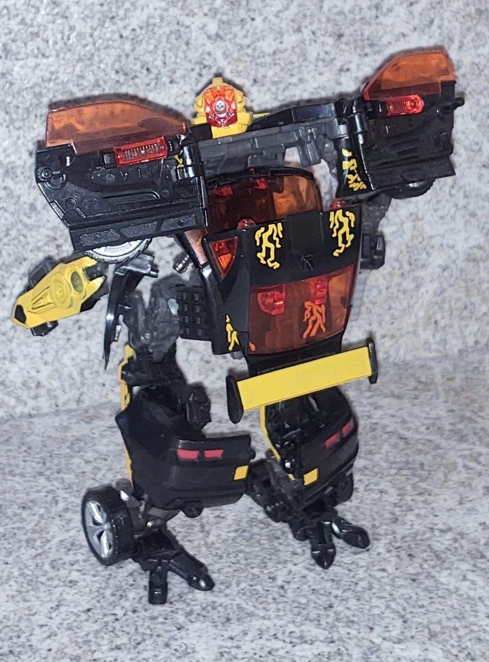 Transformers Dark of the Moon Cyberfire BUMBLEBEE deluxe dotm complete 2010 - Image 4 of 4