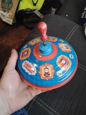 Vintage Tin spinning toy 2001. Thomas the Tank and friends. schylling comp. Used