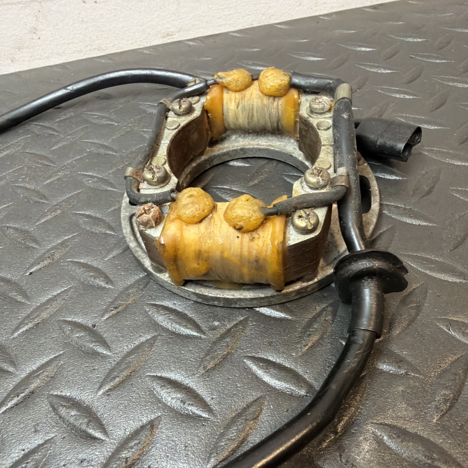 1978 78 SUZUKI RM400 RM 400 OEM Stator Magneto Generator GOOD SPARK!