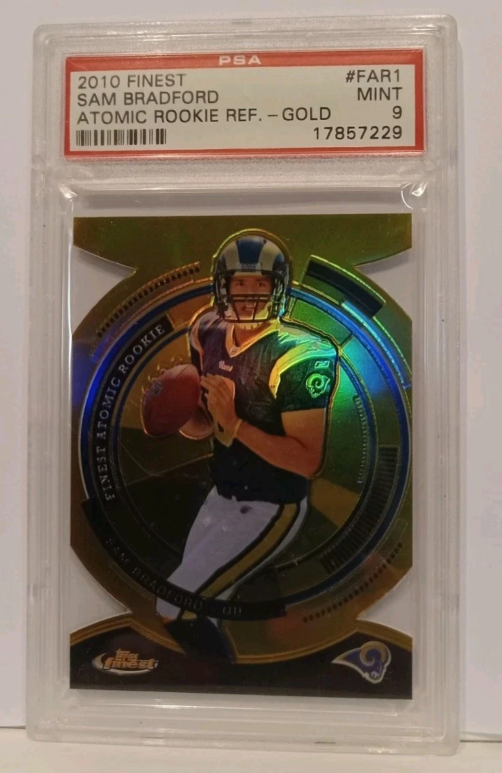 Sam Bradford Finest Atomic Rookie Refractor #FAR1 Gold