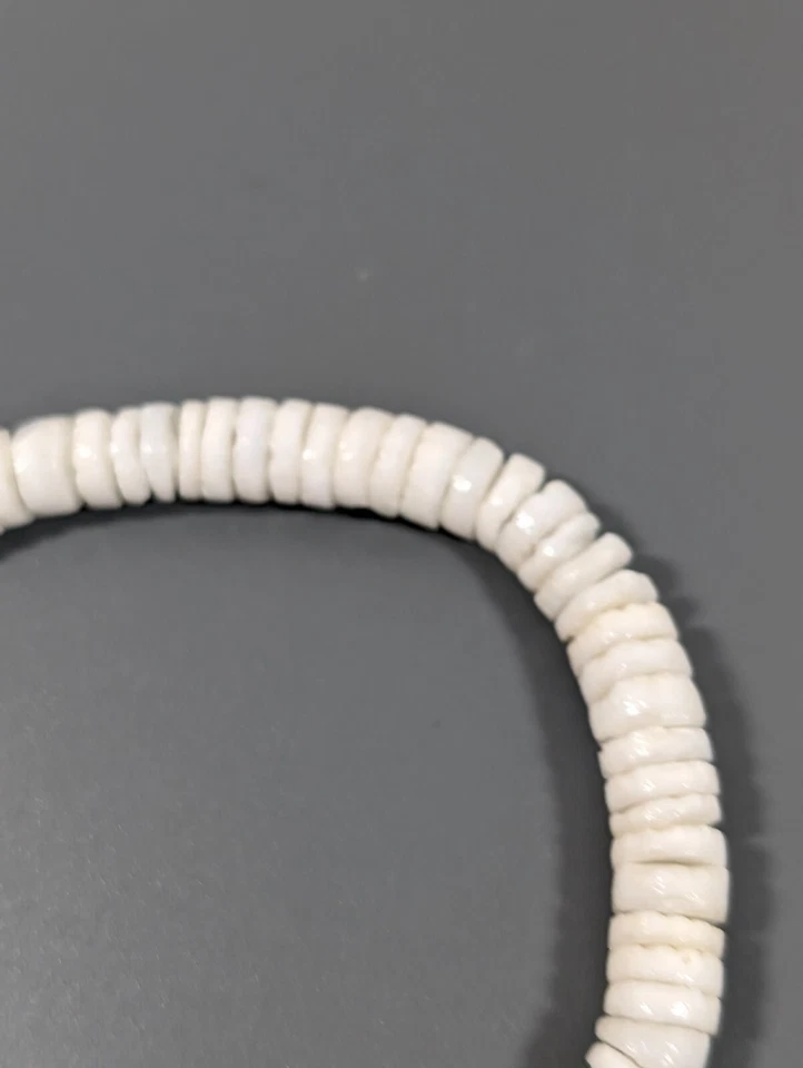 Pulsera Retro American Eagle Y2K Estilo Surfer Apilada Concha Blanca 9 pulgadas Foto 4 de 4