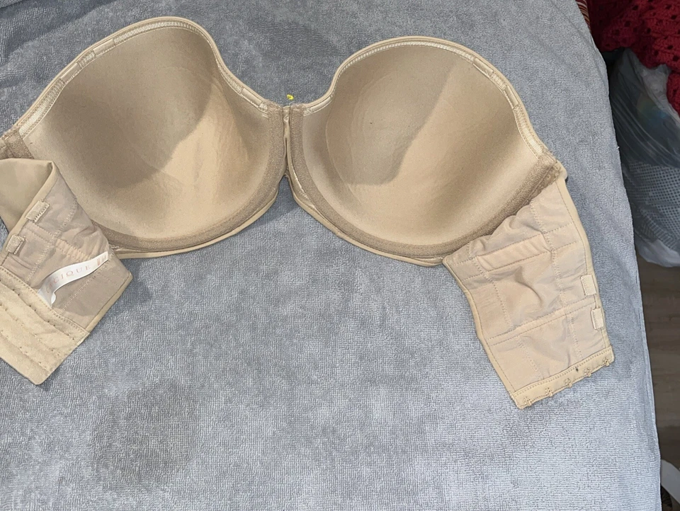 Sujetador Lane Bryant Cacique Ligeramente Forrado Multi Vía Sin Tirantes UW Beige Talla 40DDD Foto 3 de 3