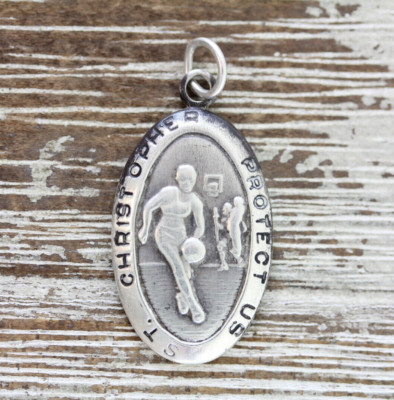 VINTAGE ST CHRISTOPHER GIRLS BASKETBALL STERLING SILVER RELIGIOUS MEDAL 925