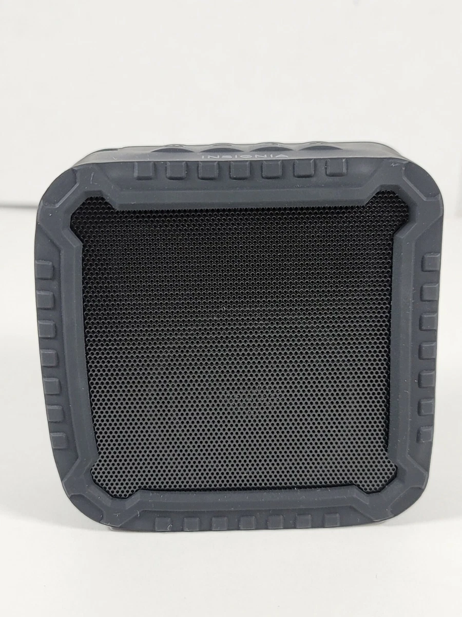 Insignia rugged sale portable bluetooth speaker
