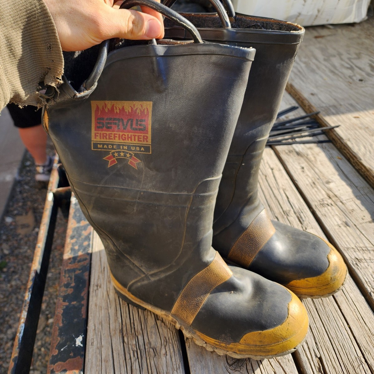 Servus Firefighter Boots Mens 10 Wide Black Good Rubber Waterproof Made in USA Servus Steel Toe Rubber Hip Boots main image 2