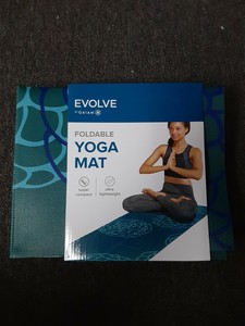 evolve by gaiam yoga mat