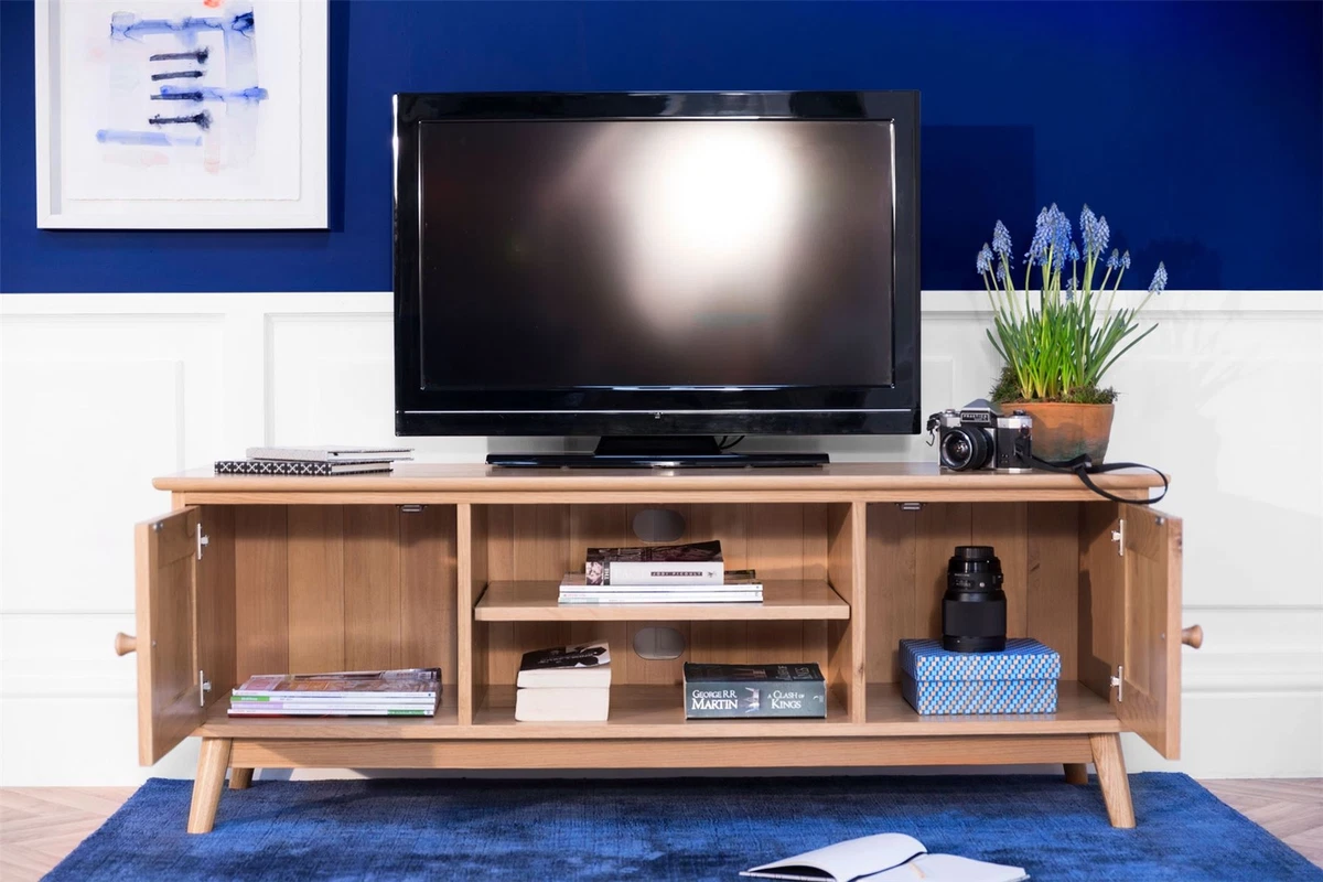 Edvard Olsen Oak TV unit.Golden Oak TV stand with 2 cupboards and