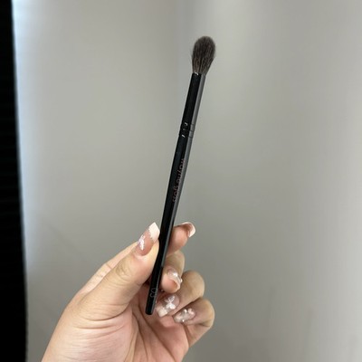 #03 Wayne Goss Brush Powder Blusher Highlight Brush -Squirrel Hair Brush