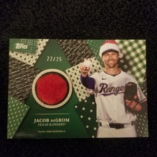 2025 Topps Holiday Jacob DeGrom Relic Worn Santa Hat 09/25 Rangers SSP 🏀🔥