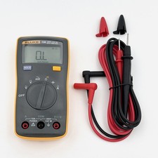 Fluke 106 Handheld Digital Multimeter 600V 10A  CAT III Meter Multimeter