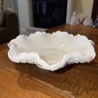 Vintage Fenton Milk Glass Daisy And Button Large Fruit Candy Dish Bowl