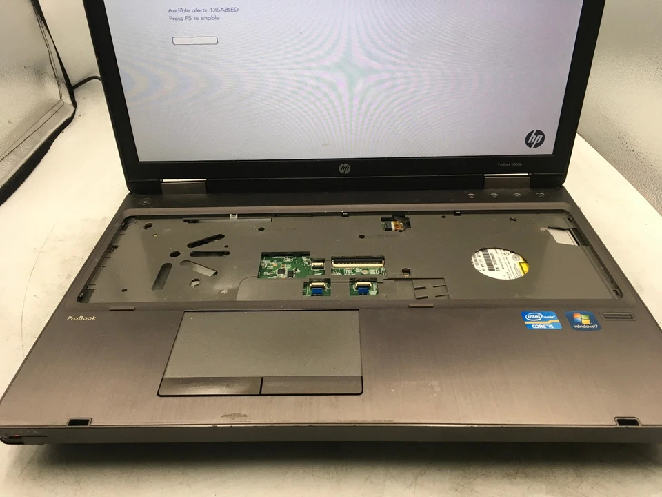 HP PROBOOK 6560B - FOR PARTS/BIOS LOCK - MISSING PARTS -INTEL I5 2ND GEN-READ-BB - Image 3 of 4