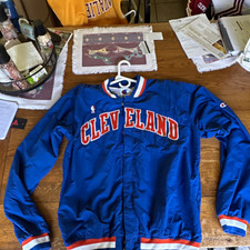 Rare 1992-1993 Cleveland Cavaliers Brian Oliver player issued warm up jacket. 46