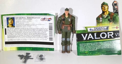 GENERAL ABERNATHY aka HAWK v 2/11 — 2004 GI Joe Valor v Venom + Acc & File Card
