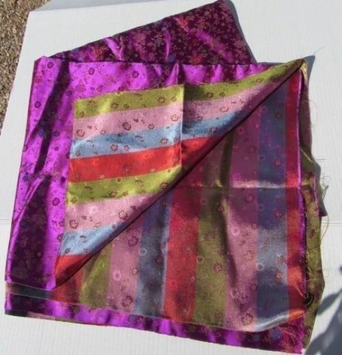 Tela Atlas India Oriental Terciopelo Seda Floral Decorativo Brocado Tela Foto 2 de 4