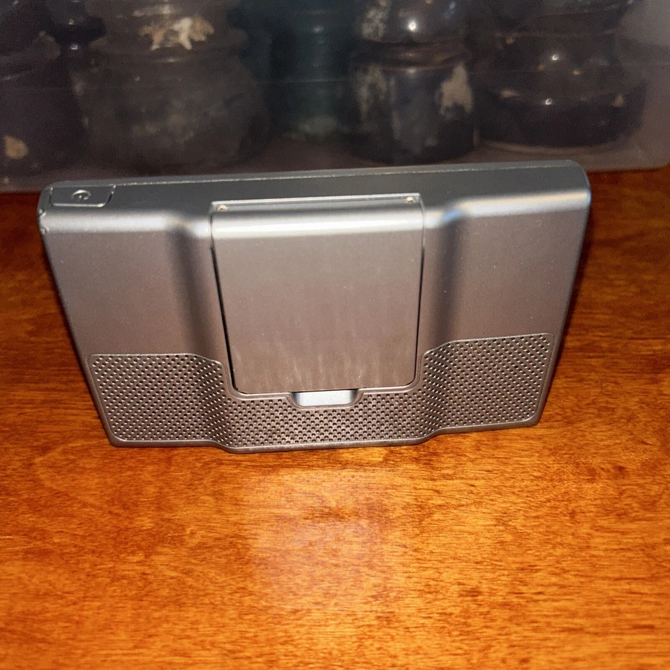 Garmin Nuvi 660 Portable GPS Navigator 4.3" Navigator - Image 4 of 4