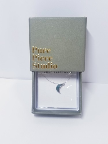 Pure Piece Studio Tiny emerald Necklace