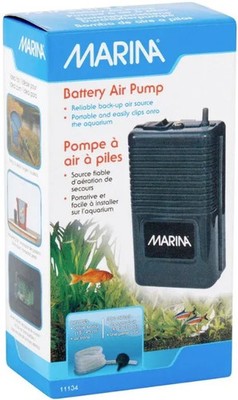 Marina Battery Operated Air Pump. Includes 18'' airline and Airstone