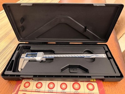 NEW Mitutoyo Carbide 500-734-20 Absolute Digimatic Caliper 0-8''/0-200mm. IP67.