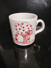 Apple Picking Retro Mug 1970s Design Made in England , Great Condition 
