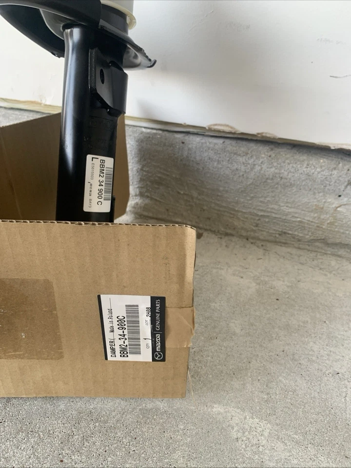 Mazda 3 2008 2013 puntal delantero (izquierdo) Foto 3 de 3