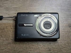 Kodak EasyShare M320 9.2MP Digital Camera (Tested Working)