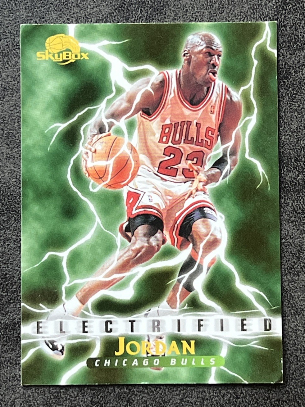 1995-96 Skybox Premium Electrified Michael Jordan #278 (DAMAGE!!!) Read
