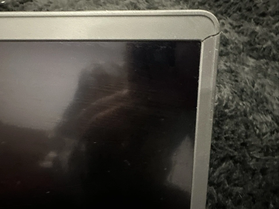 Dell Inspiron 15 3000 Laptop – AMD Ryzen 3, 15.6 - Image 4 of 4