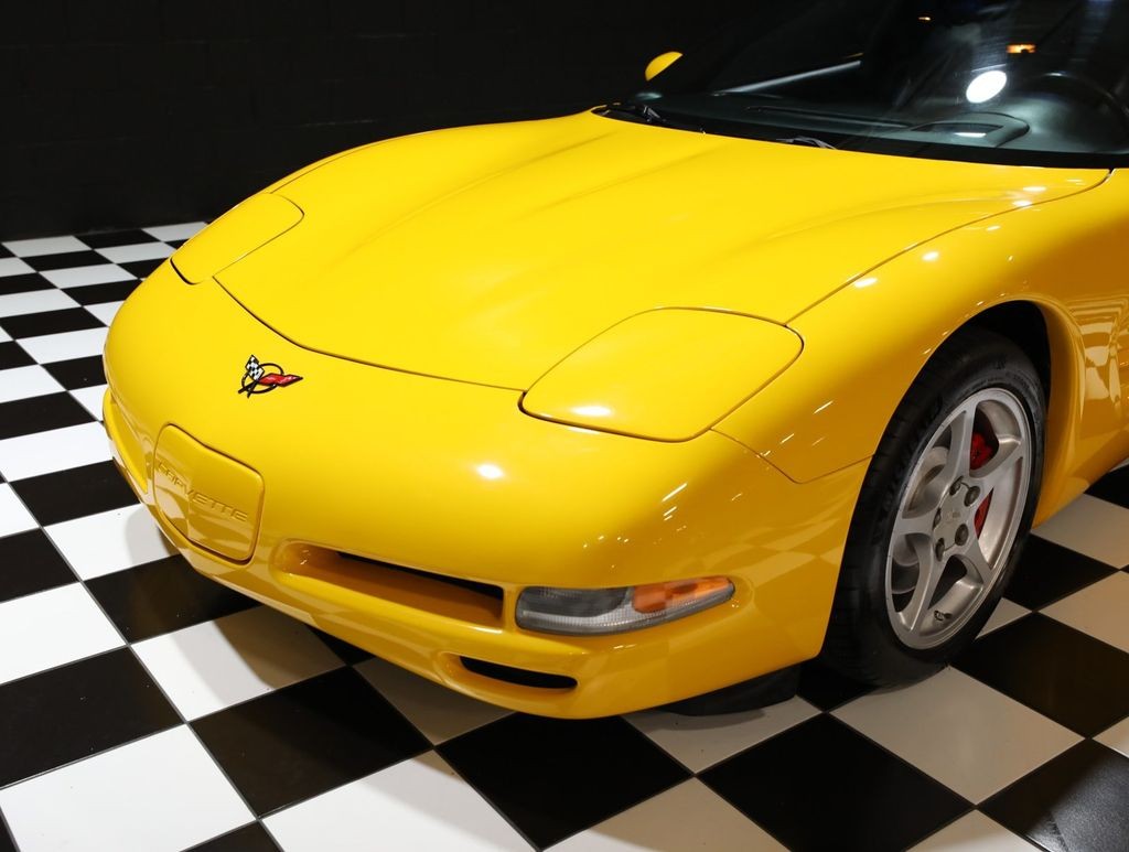 2000 Yellow Chevrolet Corvette   | C5 Corvette Photo 10