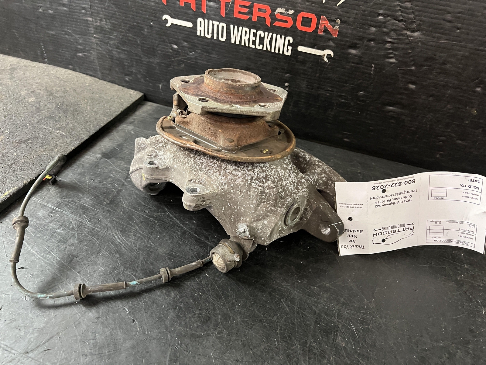 08-19 MASERATI GRANTURISMO REAR DRIVER LEFT AXLE STUB KNUCKLE