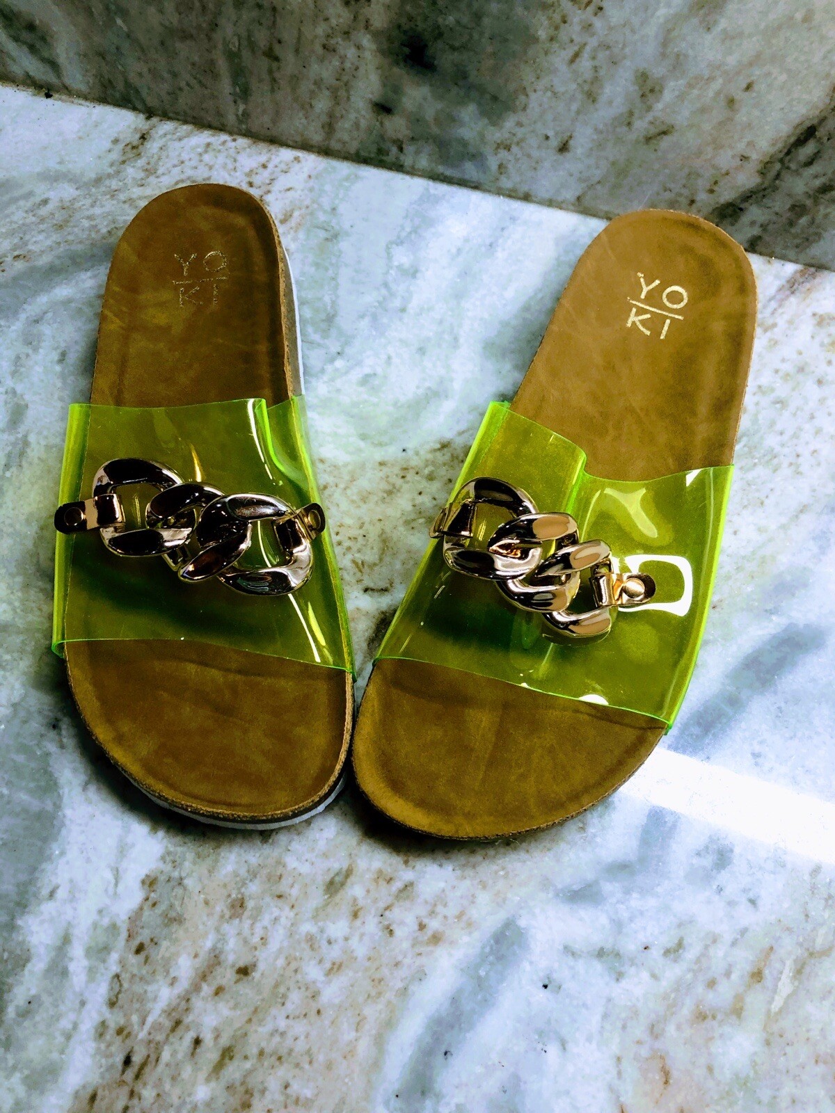 PANTOFOLA D’ORO Ship N 24 Hours. New Yoki Transparent Yellow Strap Chain Band Slippers Size 8.