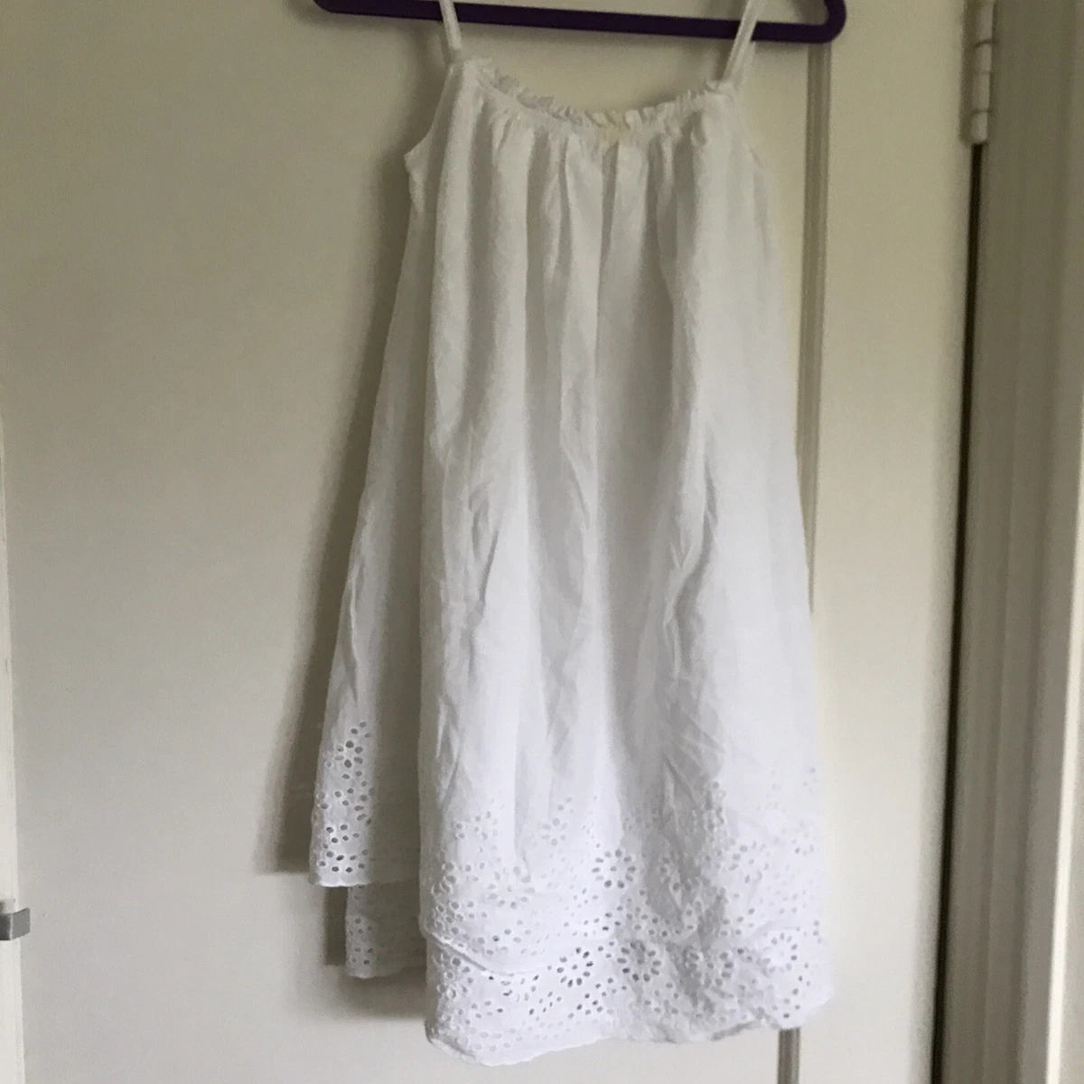 White company night dress 2025