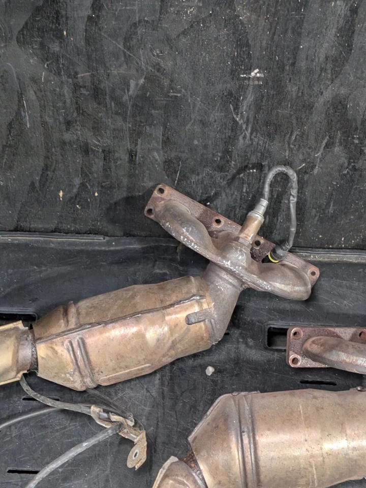 99-02 宝马 Z3 M52 2.8L 328ci 328i 528i E46 E39 发动机 EXHAUST MANIFOLD HEADERS — 第 3/4 张图片