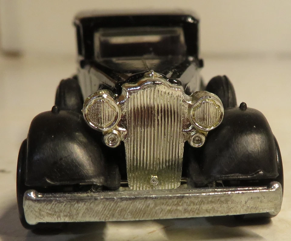 Coche de juguete suelto Hot Wheels Classic Packard paredes blancas negras 1982 China sedán años 30 Foto 4 de 4